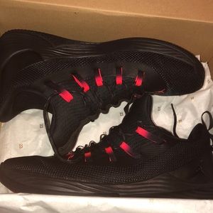 Jordan ultra fly 2 low size 12